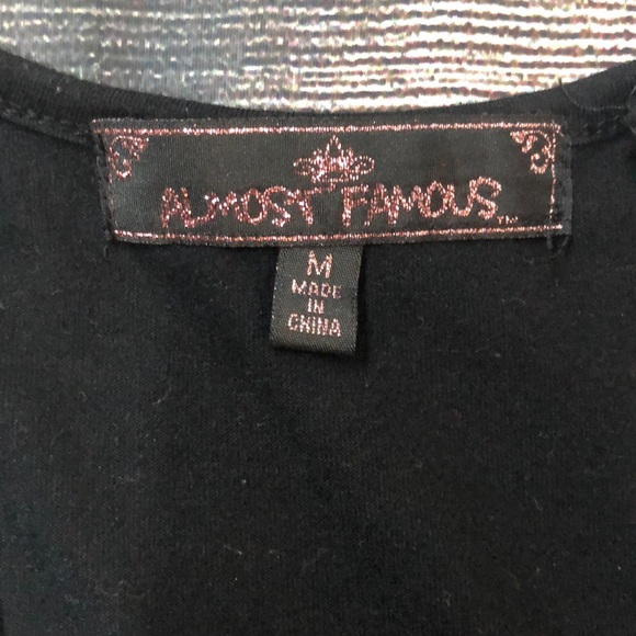 Almost Famous Black & Blue Med women’s top - Picture 2 of 4